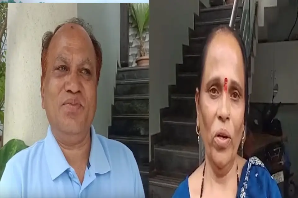 शिक्षा मंत्री के इस्तीफे से भावुक हुए दीपके के माता-पिता, आँखों में छलके खुशी के आँसू
