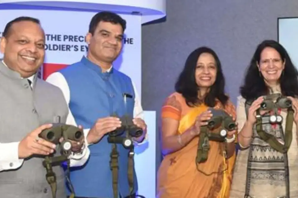 भारत ऑप्टेल लिमिटेड द्वारा 'गरुड़' उच्च-विभेदन दूरबीन का अनावरण