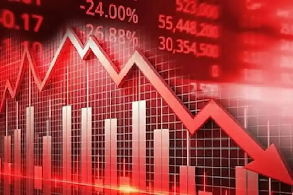 सेंसेक्स 400 अंक टूटा, टाटा स्टील चमका तो अदाणी पोर्ट्स लुढ़का 