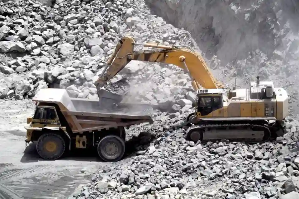 उत्तराखंड के बागेश्वर में सोपस्टोन खनन से धंस रही है धरती