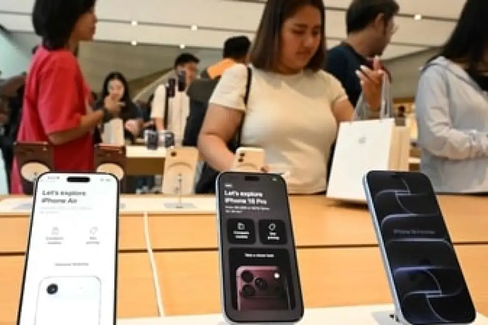 सोने की बिक्री और लंबी कतारें: भारत में iPhone 18 Pro का क्रेज