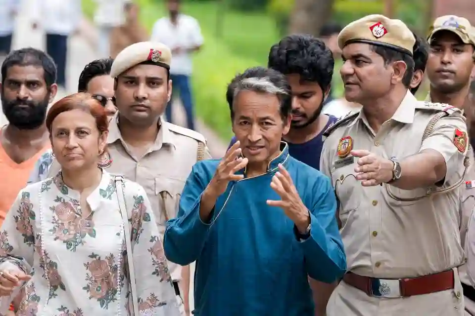 सोनम वांगचुक का बड़ा बयान: "मेरा एनकाउंटर हो सकता है"