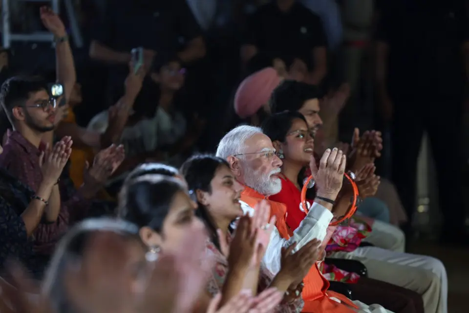 PM मोदी ने दिल्ली में अनोखे 'भजन क्लबिंग' कार्यक्रम में लिया हिस्सा