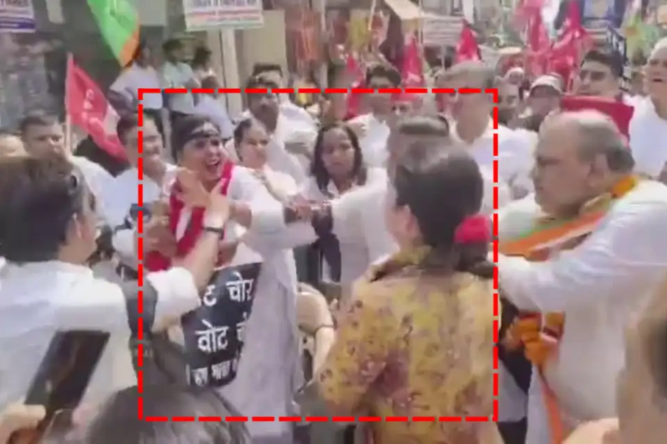 ज्ञानेश कुमार के खिलाफ प्रदर्शन में भिड़ीं कांग्रेस की 2 महिला नेता, चले थप्पड़
