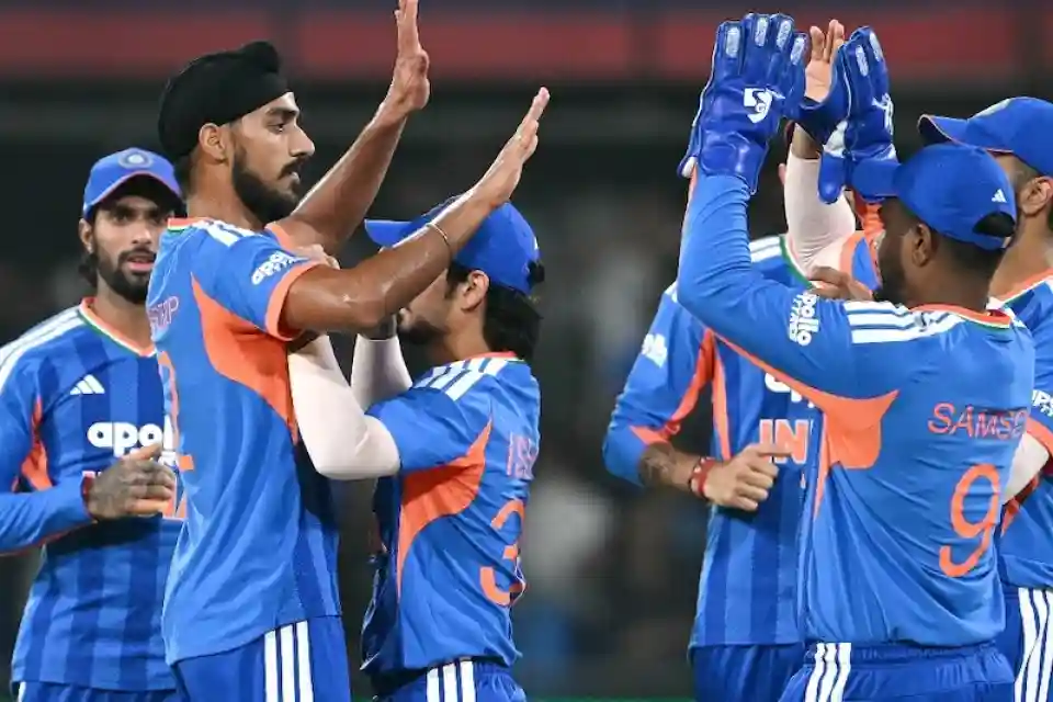 टीम इंडिया ने रचा इतिहास, ऑलआउट होकर भी वेस्टइंडीज़ को दी पटखनी